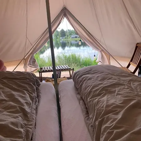 Glampingtelt I Fjordkanten, Rønlund Hyttepark Ron