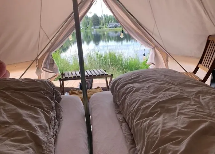 Glampingtelt I Fjordkanten, Ronlund Hyttepark 론